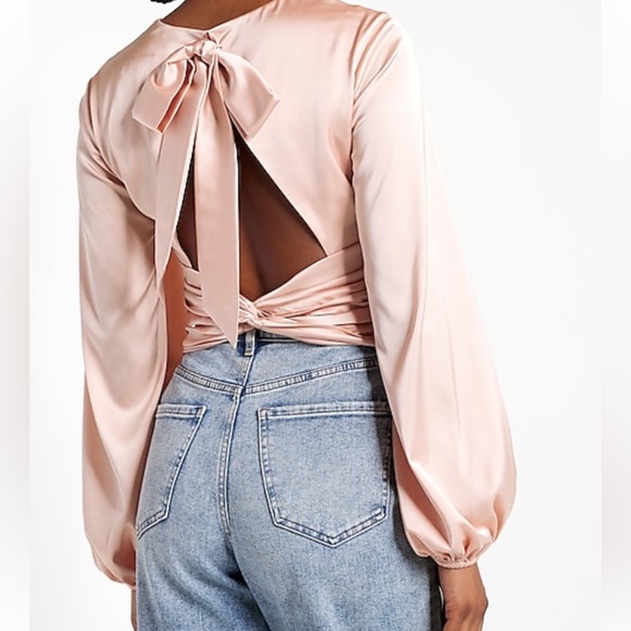 NWT Twist Front Tie Back Top PALE PINK - Picture 5 of 8